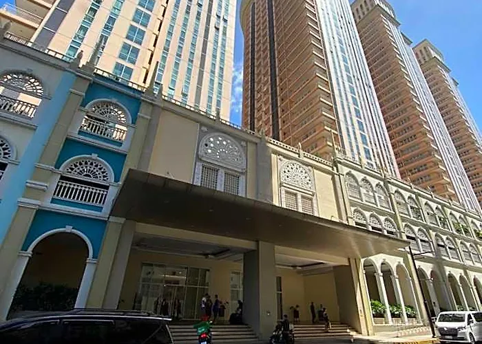 Spacious In Venice Luxury Residences 3* Manila